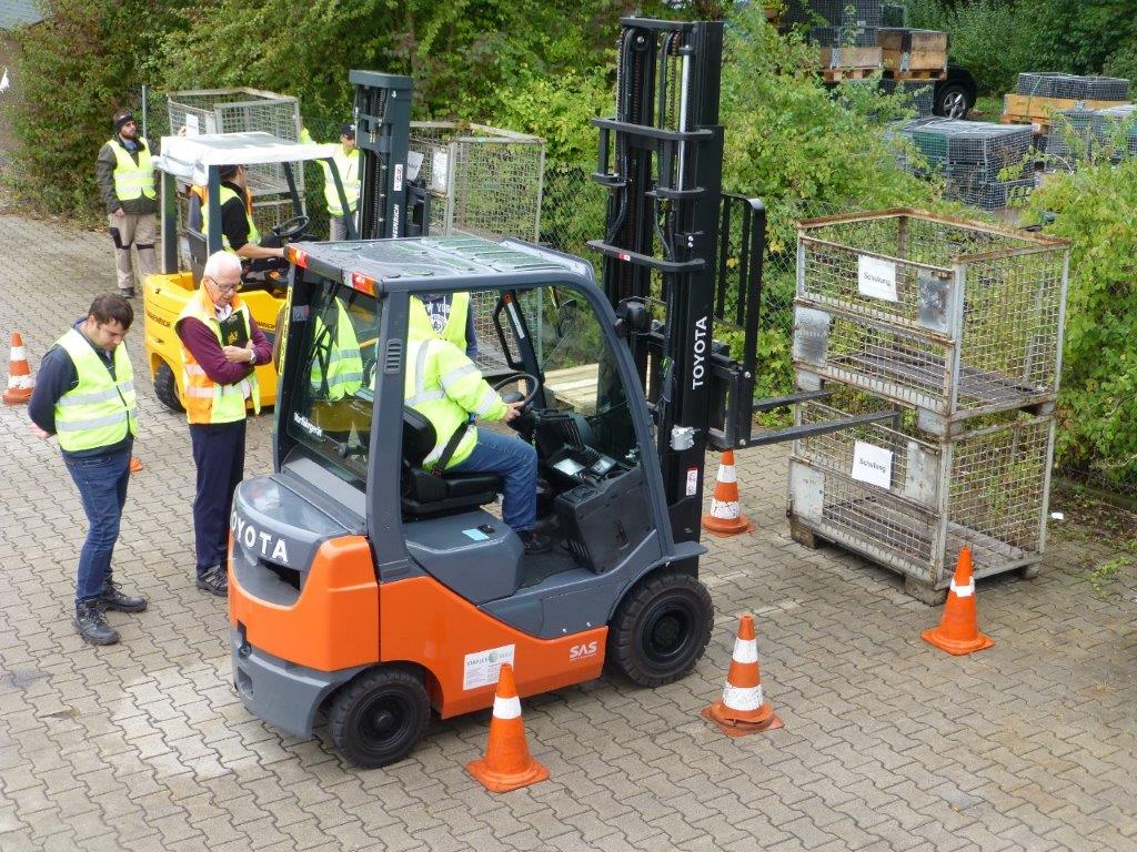 Schulungszentrum zum Erwerb des Gabelstaplerfahrerführerschein / Staplerschein in Bietigheim