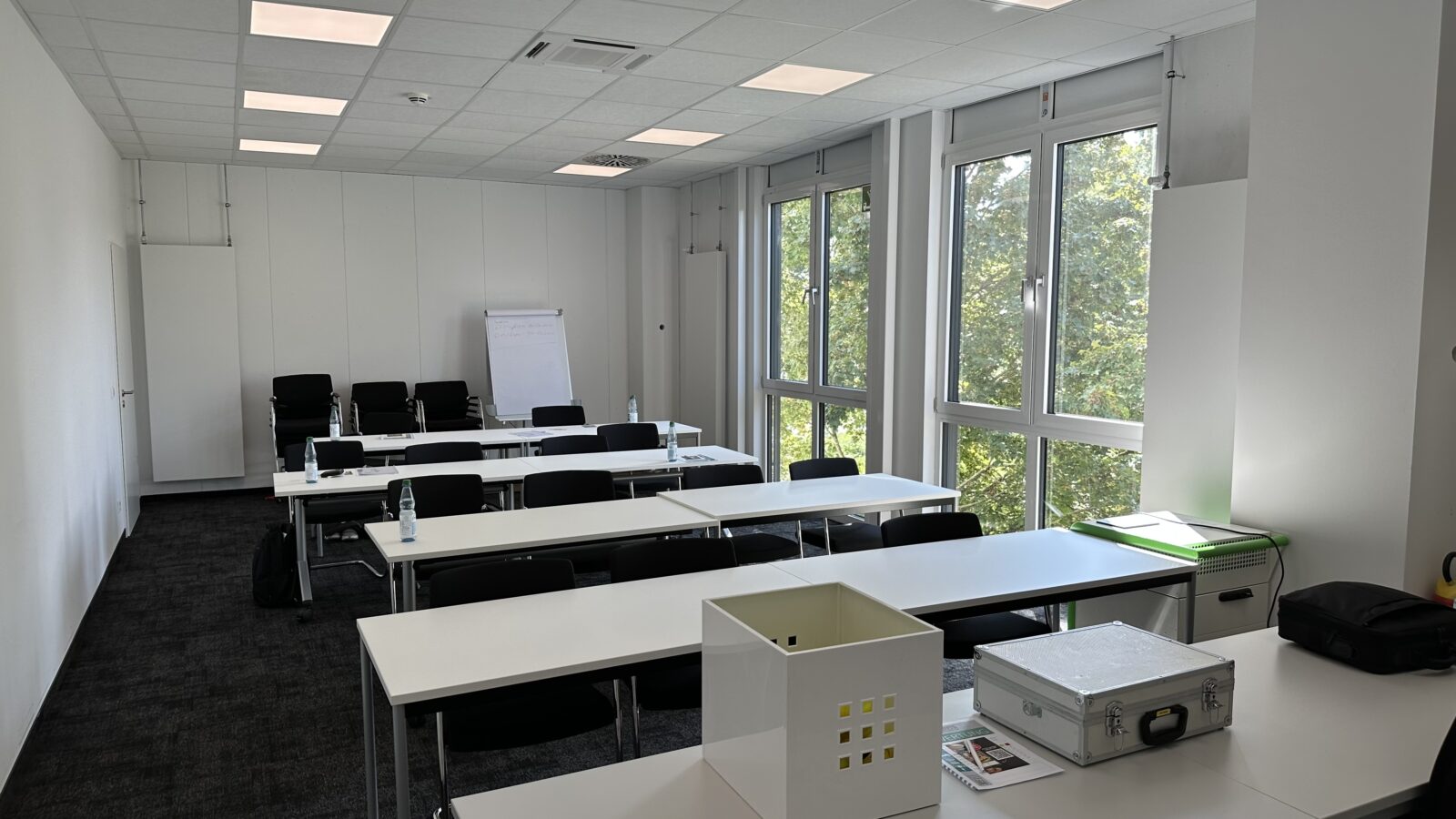 Schulungszentrum zum Erwerb des Gabelstaplerfahrerführerschein / Staplerschein in Bietigheim